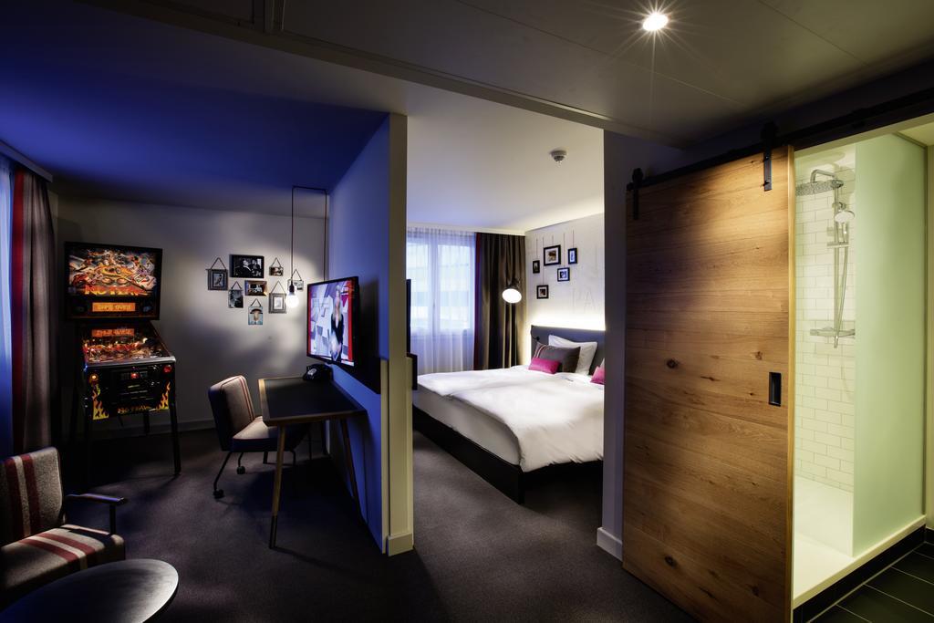 Courtyard By Marriott Berlin Teltow Hotel Room photo